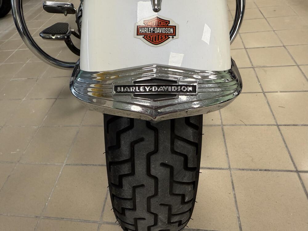 Harley-Davidson 1450 Deluxe (2005 - 06) - FLSTNI (6)