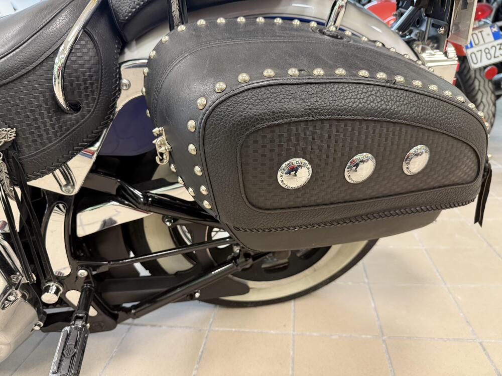 Harley-Davidson 1450 Deluxe (2005 - 06) - FLSTNI (7)