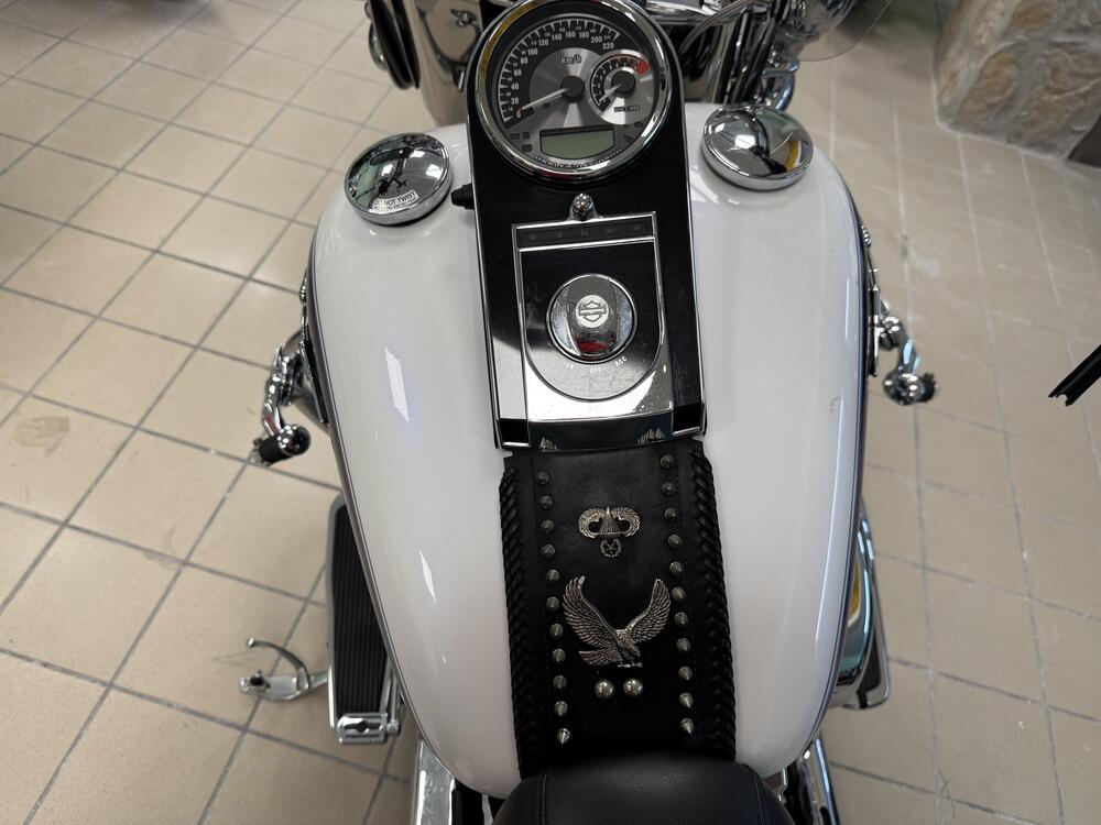 Harley-Davidson 1450 Deluxe (2005 - 06) - FLSTNI (10)