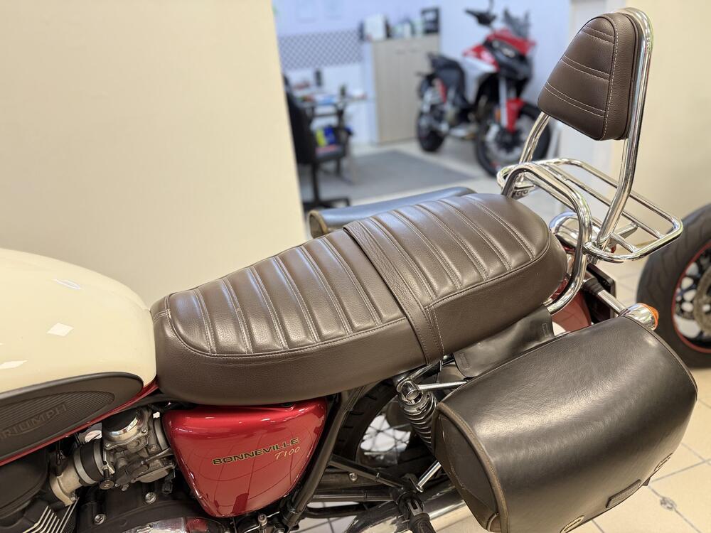 Triumph Bonneville T100 (2008 - 16) (4)