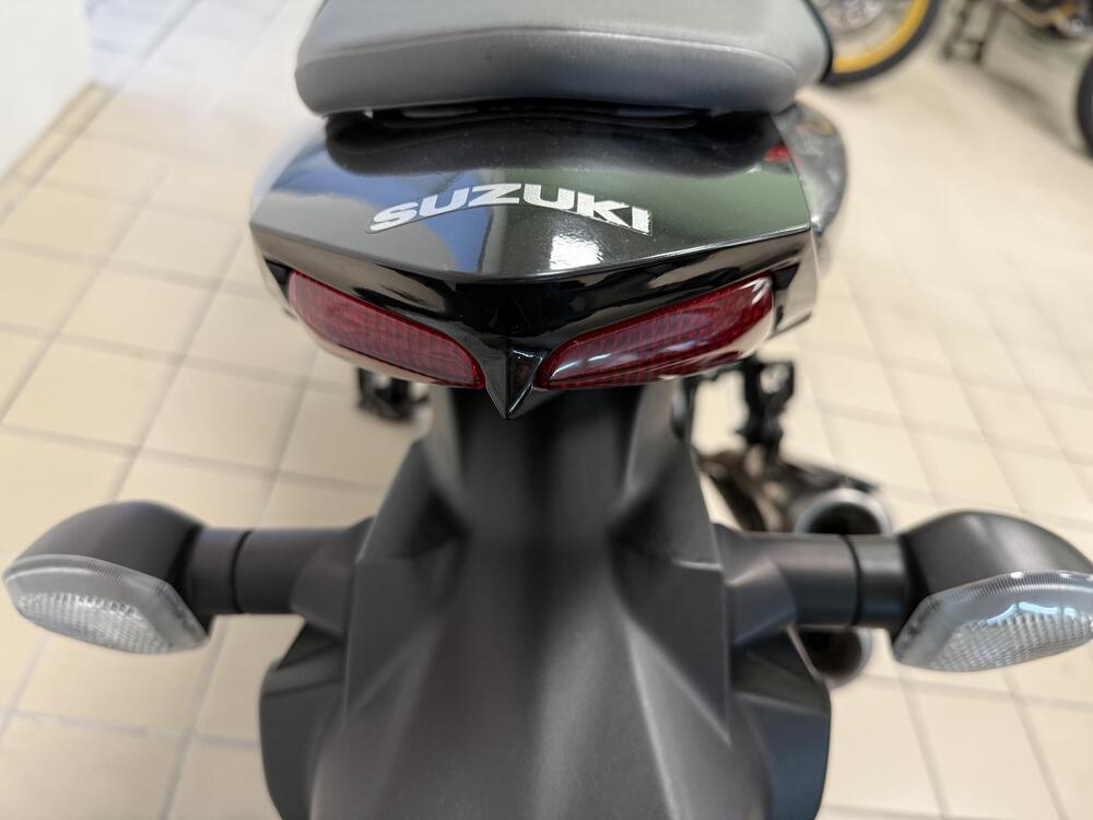 Suzuki SV 650 X (2018 - 20) (6)