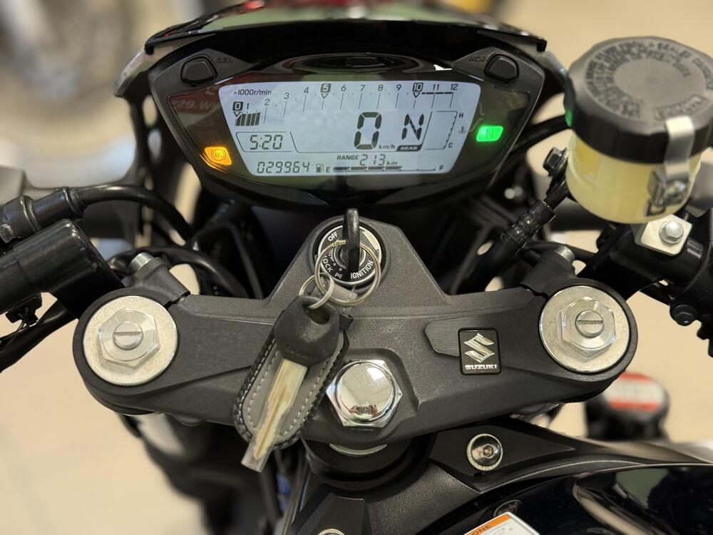 Suzuki SV 650 X (2018 - 20) (8)