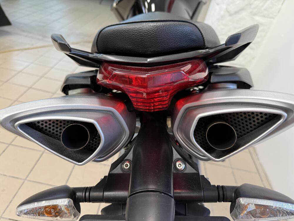 Aprilia Shiver (2008 - 10) (7)