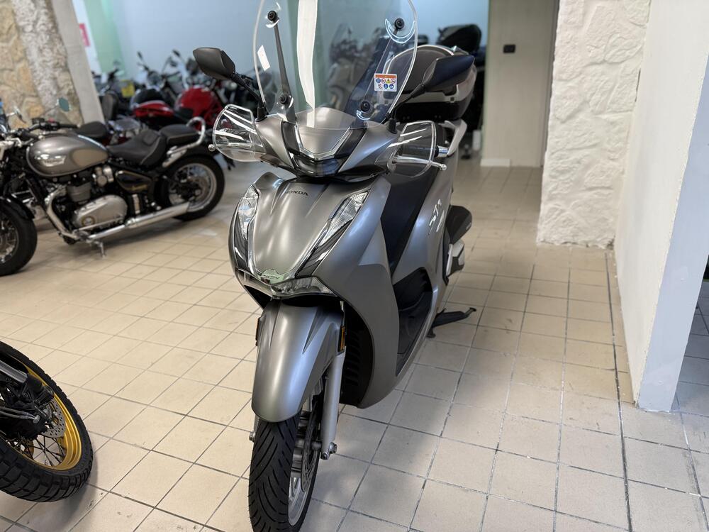 Honda SH 350 (2021 - 24) (3)