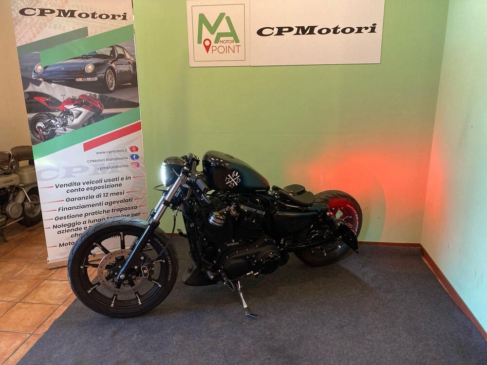 Harley-Davidson 883 SuperLow (2017 - 20) - XL 883L (17)