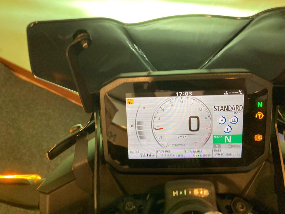 Honda CB 750 Hornet (2023 - 24) (6)