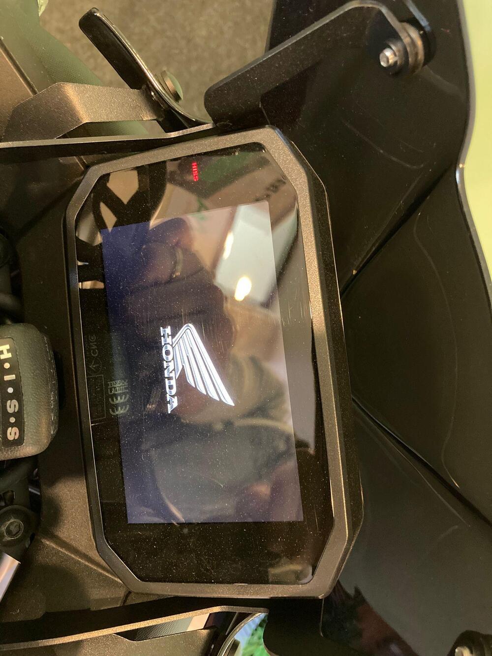 Honda CB 750 Hornet (2023 - 24) (7)