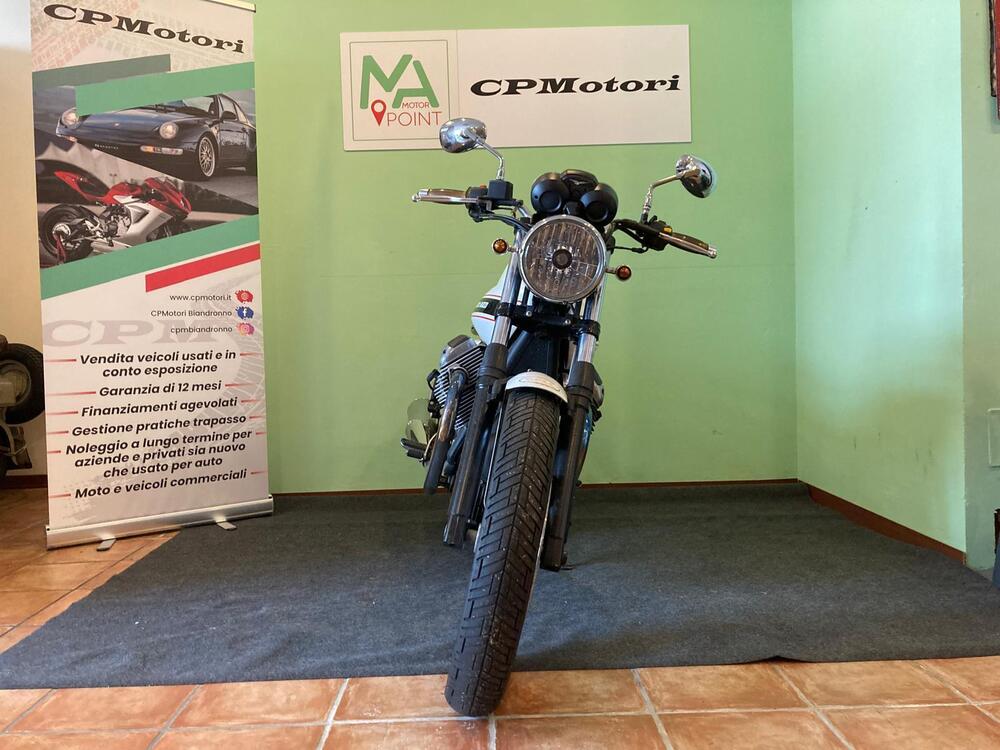 Moto Guzzi V7 Classic (2008 - 12) (2)