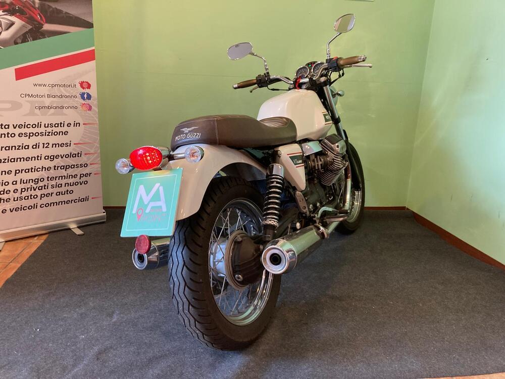 Moto Guzzi V7 Classic (2008 - 12) (10)