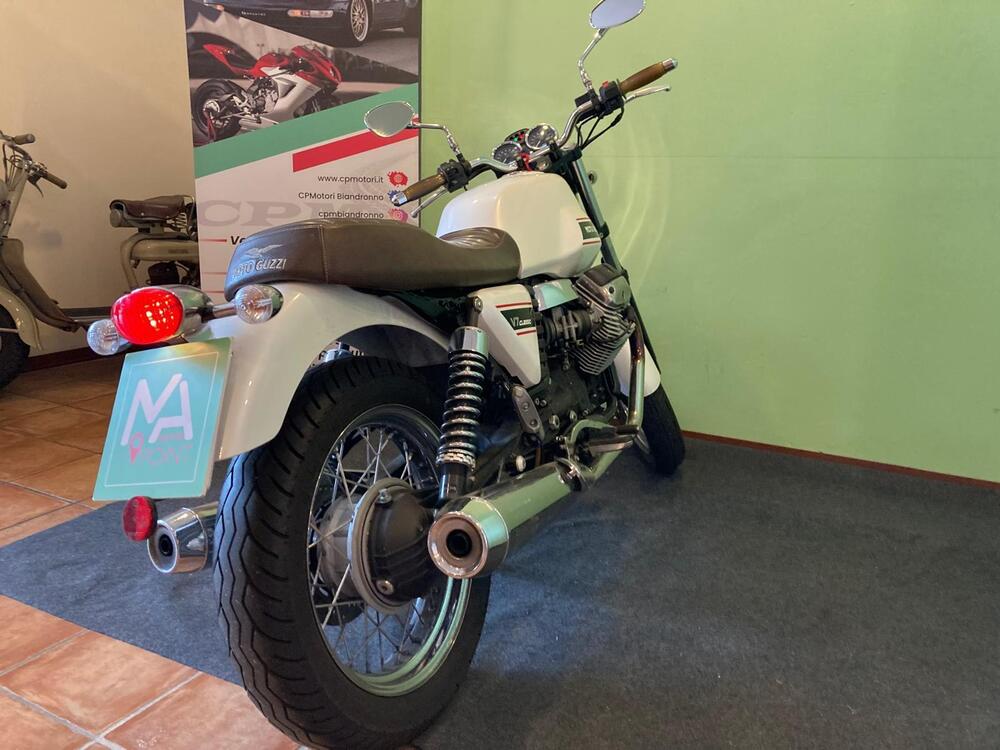 Moto Guzzi V7 Classic (2008 - 12) (14)