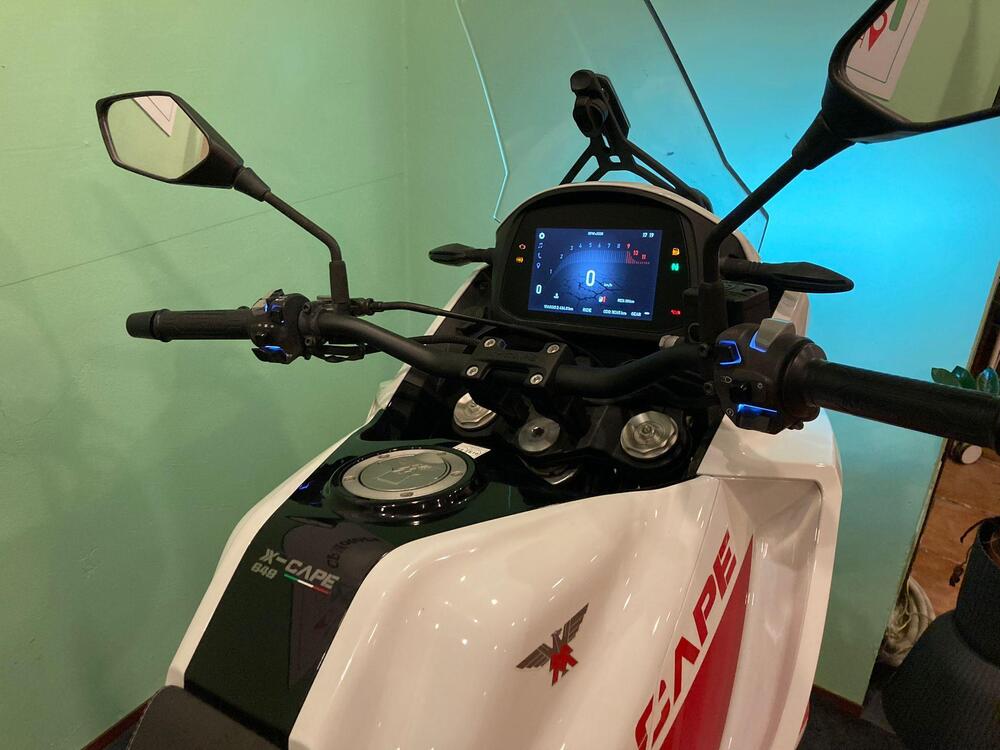Moto Morini X-Cape 650 ADV-R (2023) (13)
