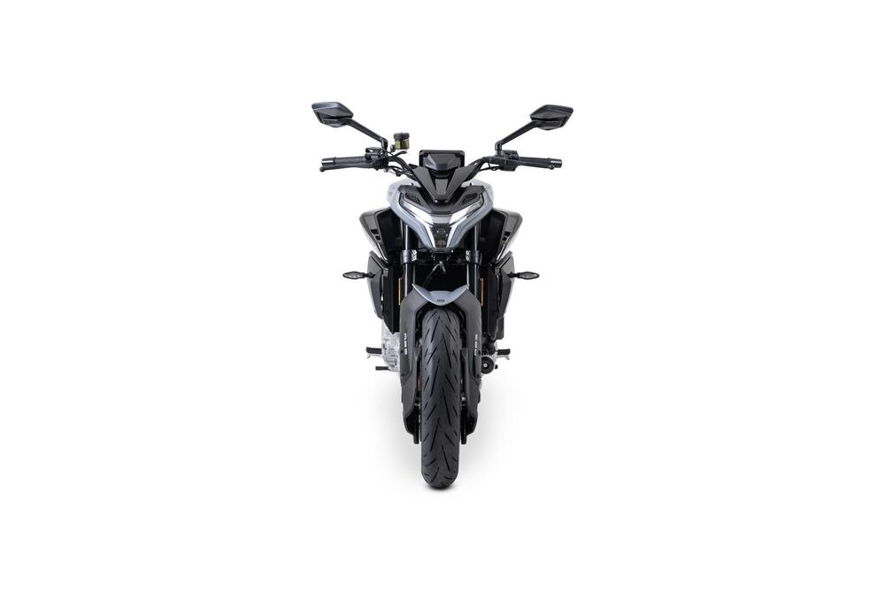 CFMOTO 675NK (2025 - 26) (3)