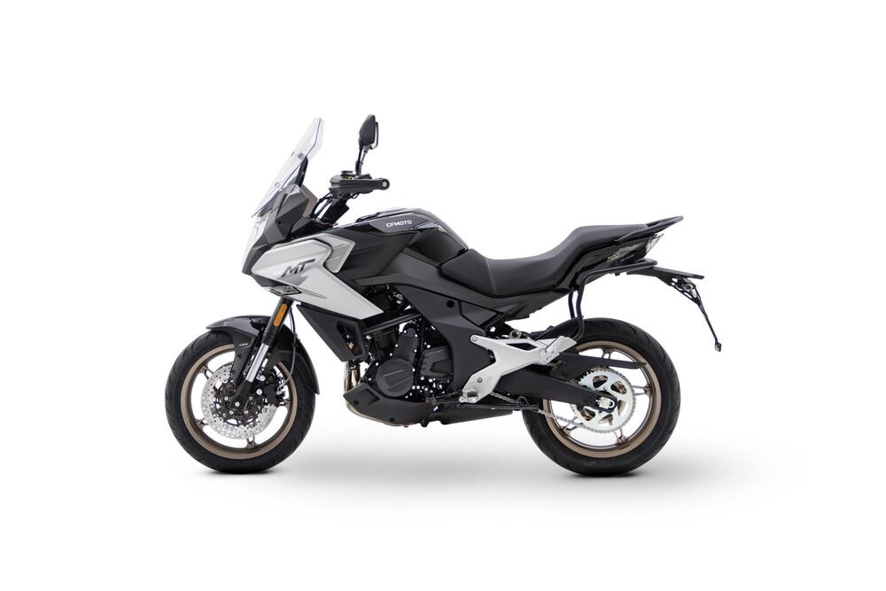 CFMOTO 700MT (2024 - 26) (5)