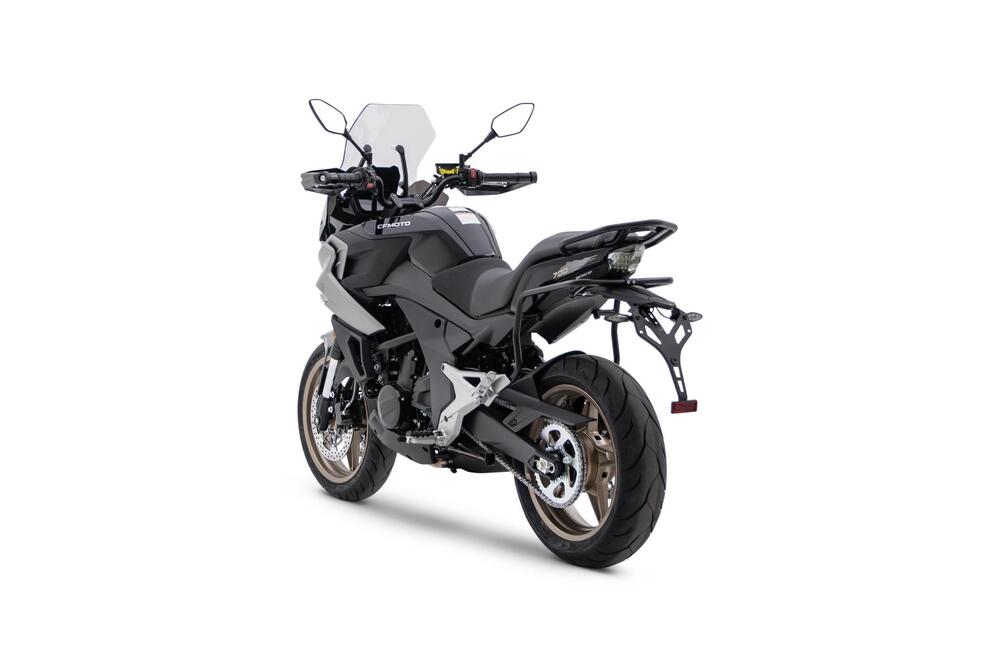CFMOTO 700MT (2024 - 26) (6)