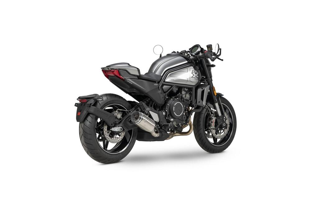 CFMOTO 700CL-X Sport (2022 - 26) (6)