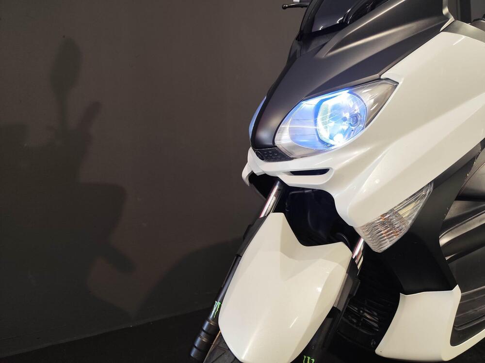 Yamaha X-Max 250 (2010 - 13) (6)