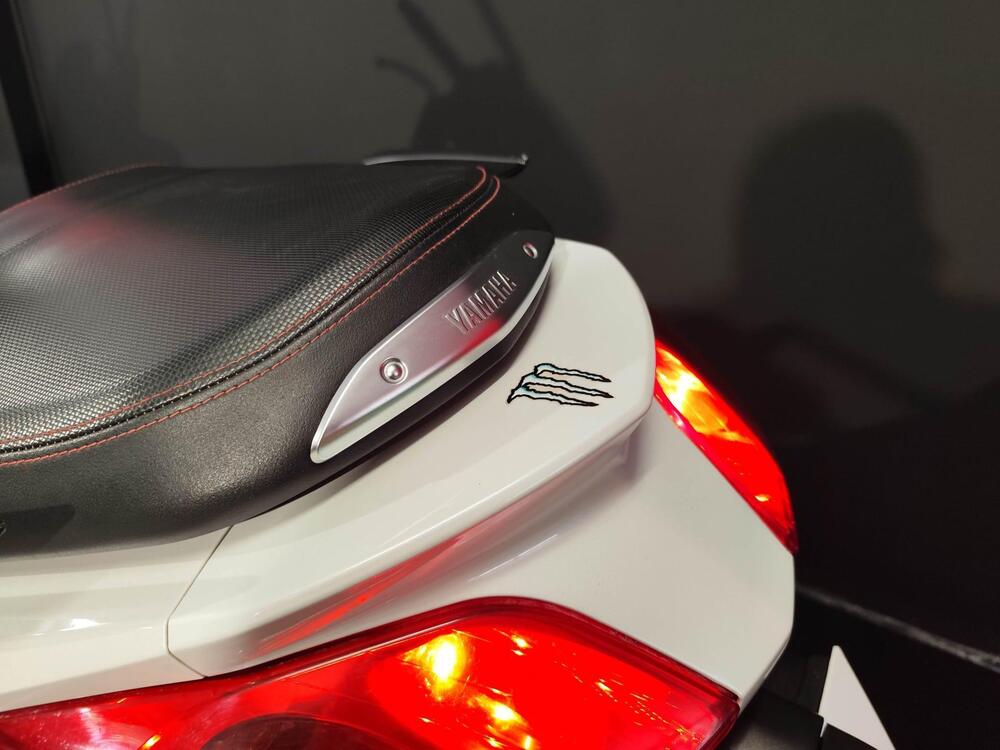 Yamaha X-Max 250 (2010 - 13) (10)