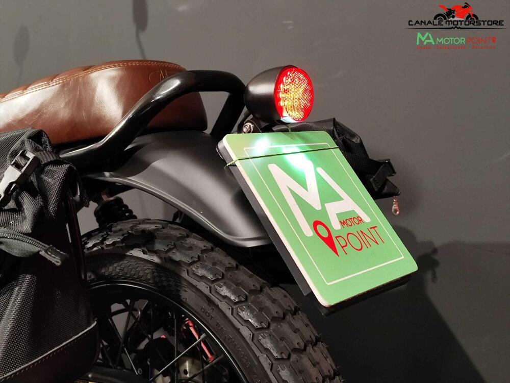 Mash Italia Black Seven 125 (2021 - 25) (10)