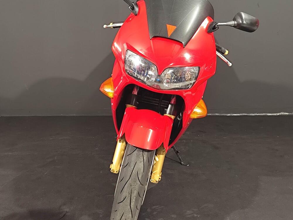 Honda VFR 800 (1998 - 01) (3)