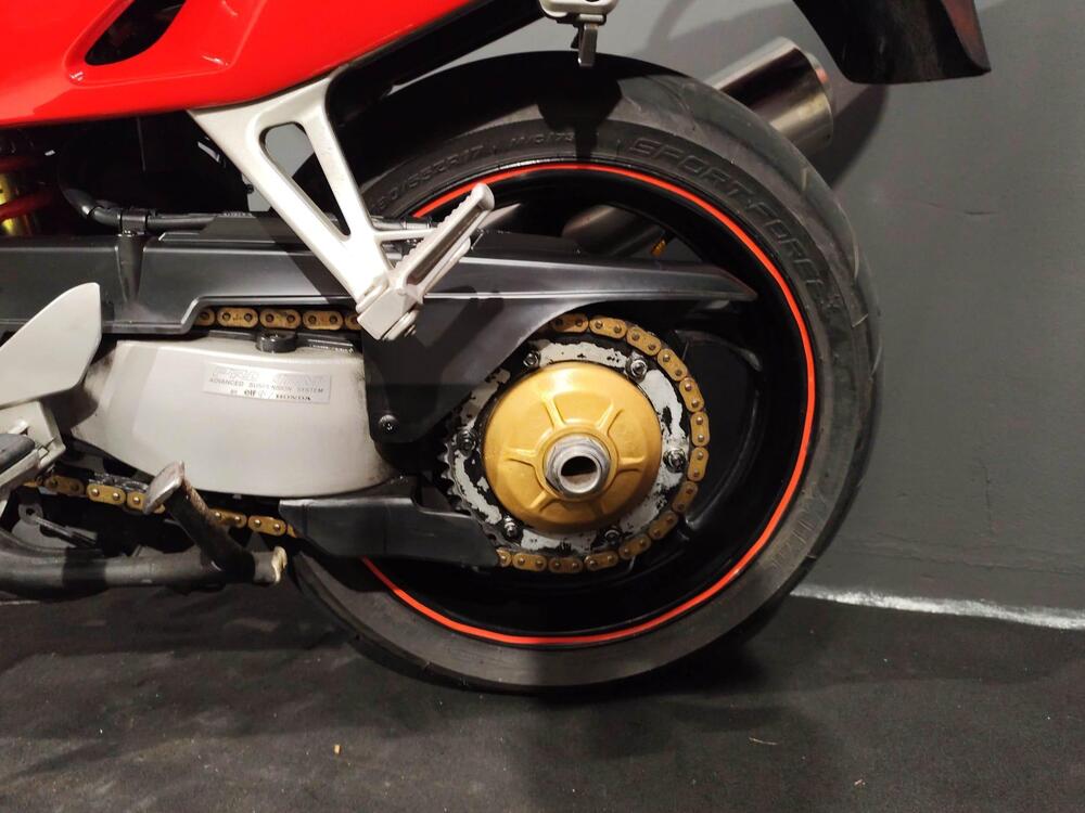 Honda VFR 800 (1998 - 01) (12)