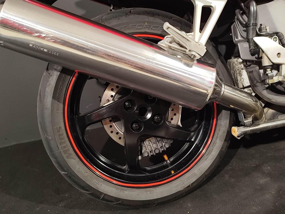 Honda VFR 800 (1998 - 01) (14)