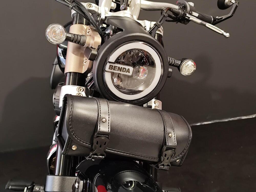 Benda Motorcycles BD-300 Sporty (2021 - 23) (9)