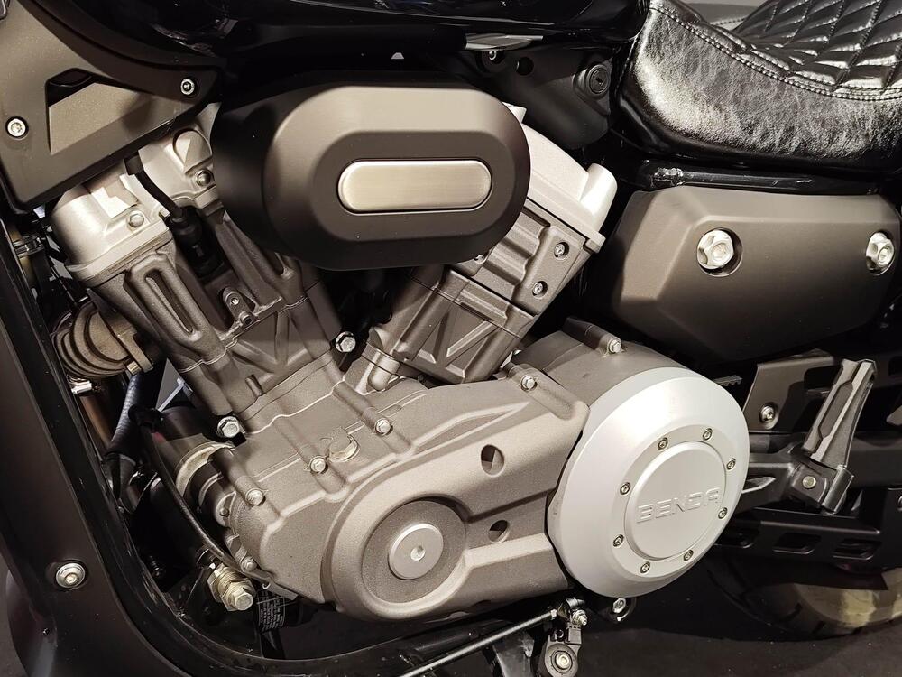 Benda Motorcycles BD-300 Sporty (2021 - 23) (14)