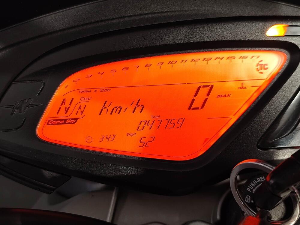 MV Agusta Brutale 675 (2011 - 15) (5)