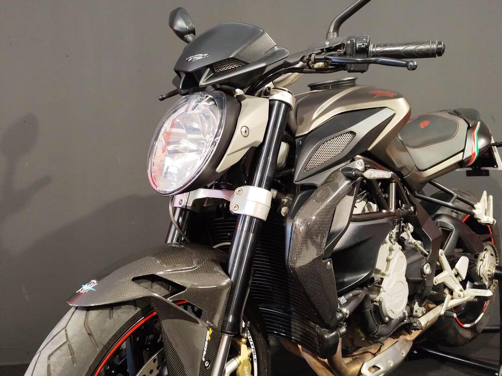 MV Agusta Brutale 675 (2011 - 15) (8)