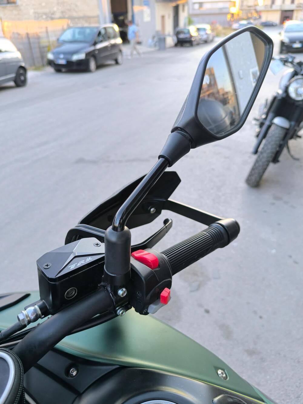 Benelli TRK 702 (2023 - 25) (13)