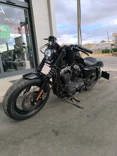 Harley-Davidson 1200 Custom (2007 - 13) - XL 1200C usata