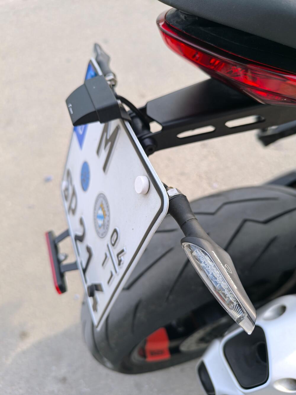 Ducati Monster 821 Stealth (2019 - 20) (13)