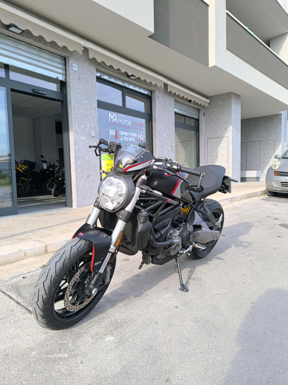 Ducati Monster 821 Stealth (2019 - 20) (14)
