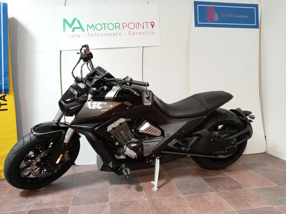 Benda Motorcycles LFC 700 (2024 - 25) (8)