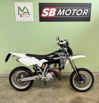 Husqvarna SM 125 (2007) usata