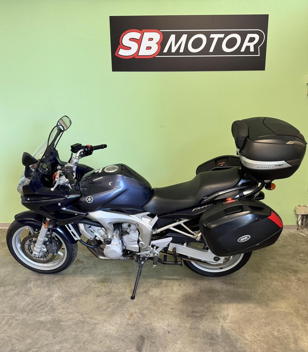 Yamaha FZ6 Fazer (2004 - 07) (2)