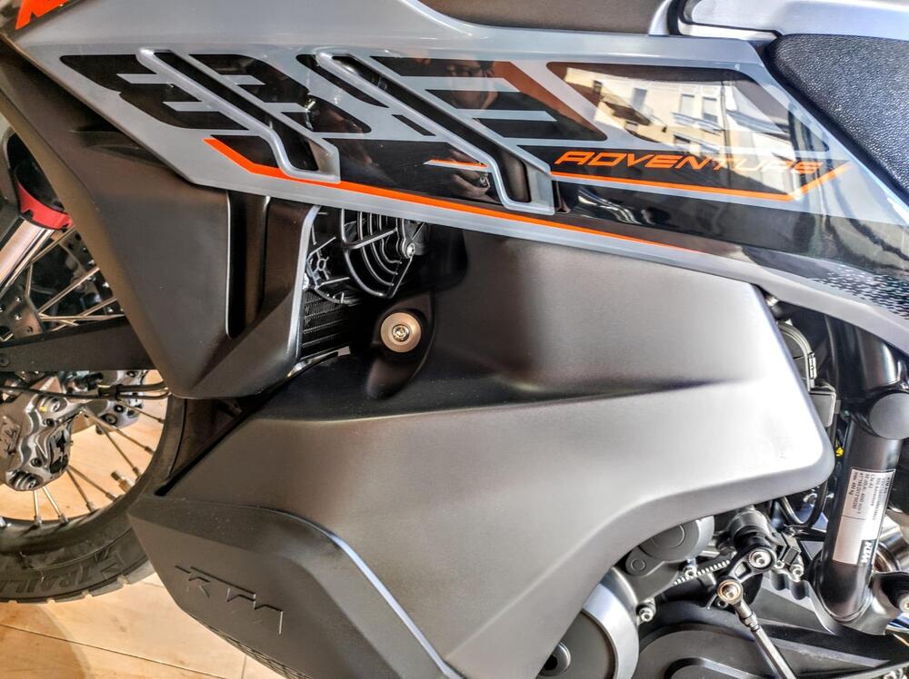 KTM 890 Adventure (2022) (14)