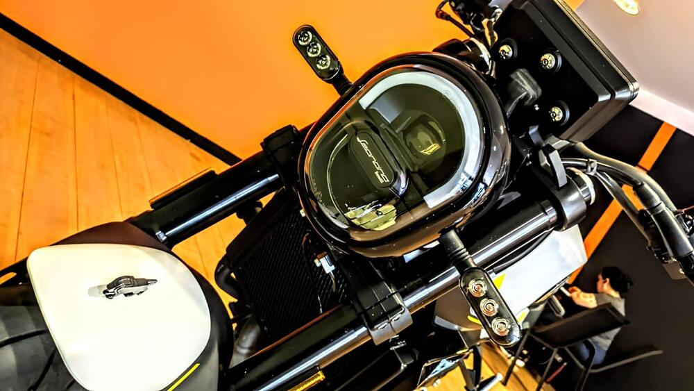 Benelli Leoncino 250 (2021 - 25) (8)