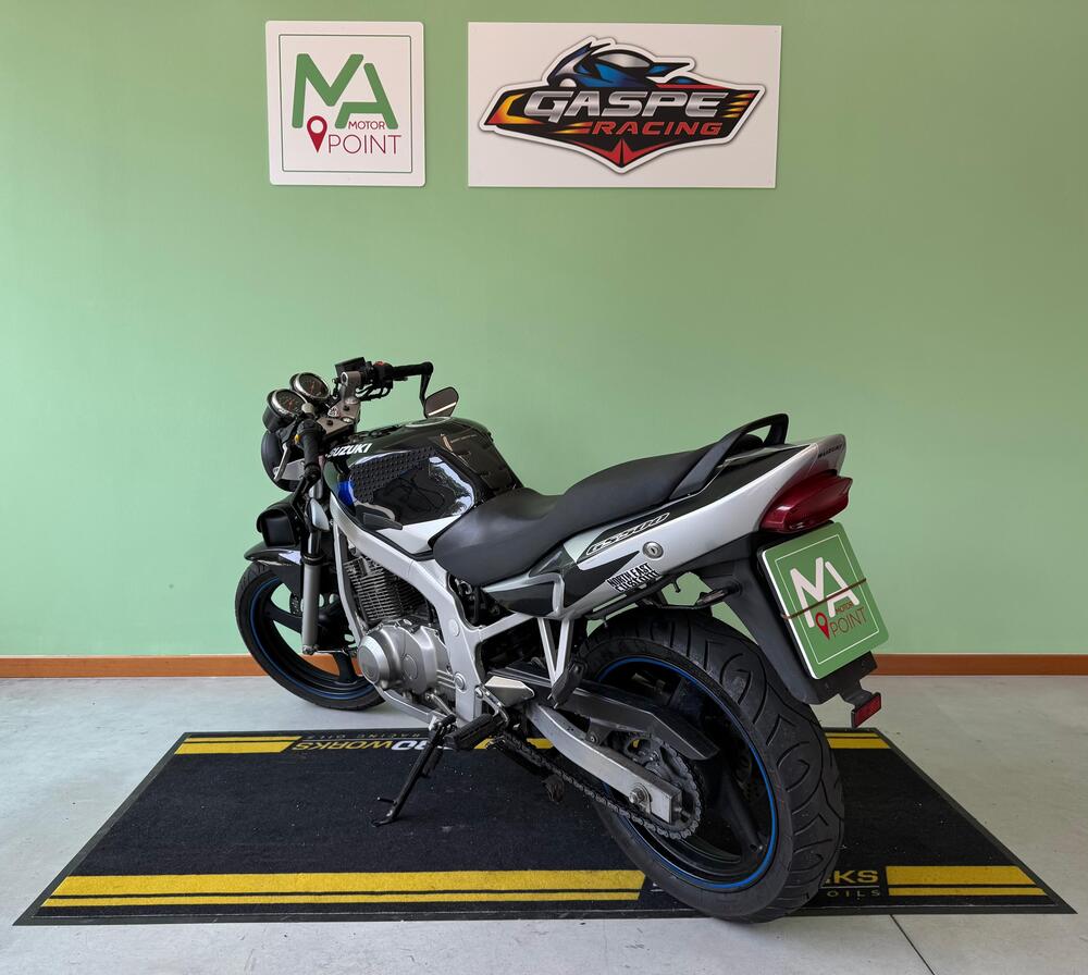 Suzuki GS 500 (2001 - 06) (6)