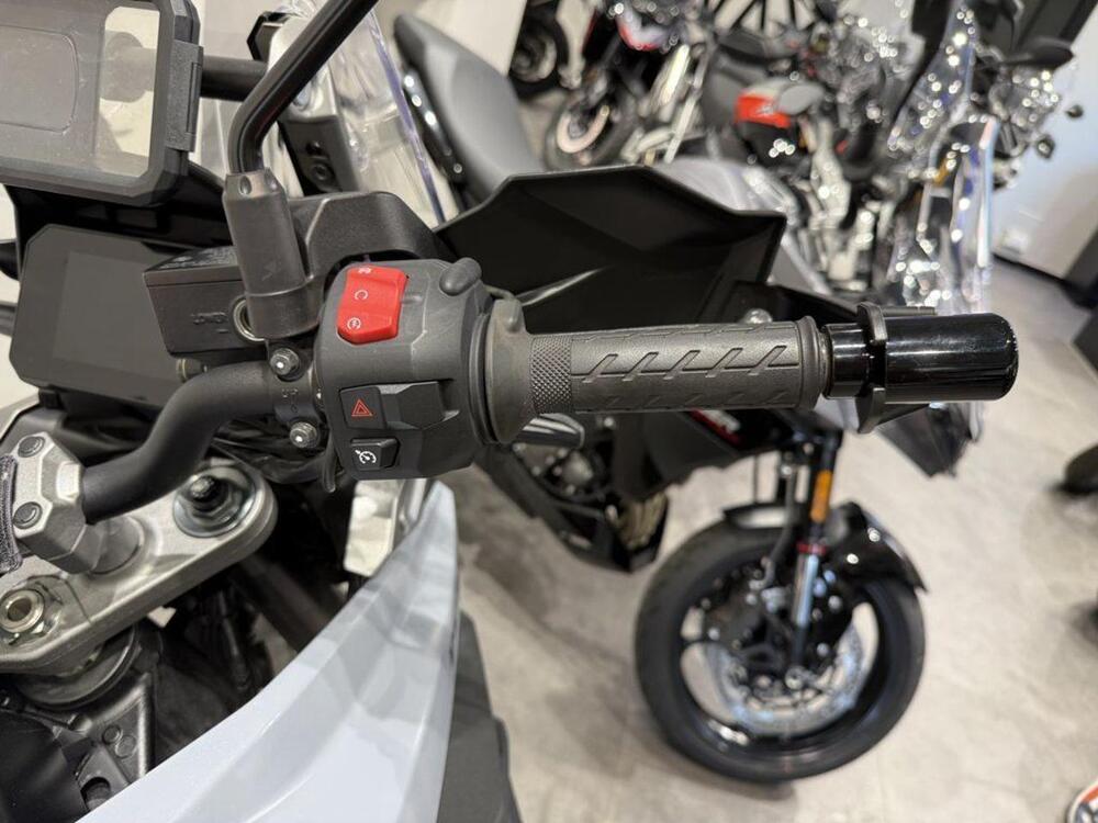 Suzuki V-Strom 1050SE (2023 - 24) (9)