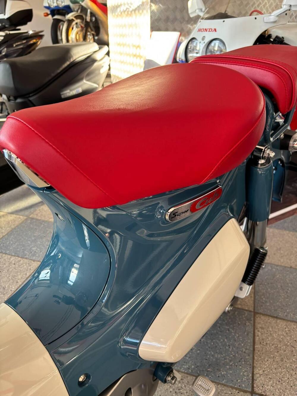 Honda Super Cub C125 (2022 - 24) (6)