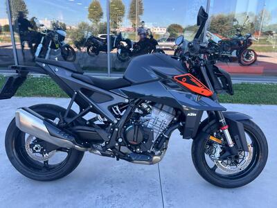KTM 990 Duke (2024 - 26) usata