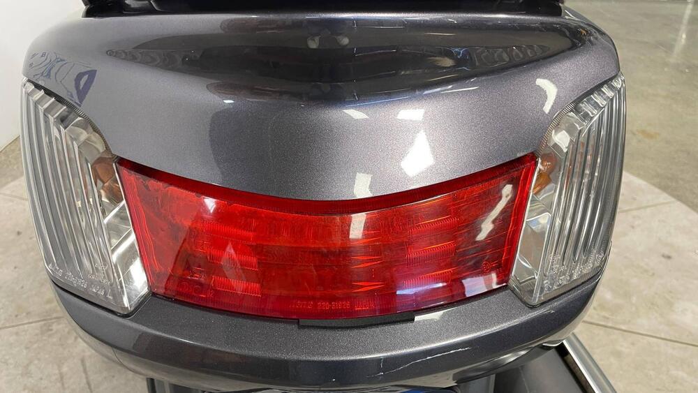 Yamaha Majesty 400 (2004 - 08) (12)