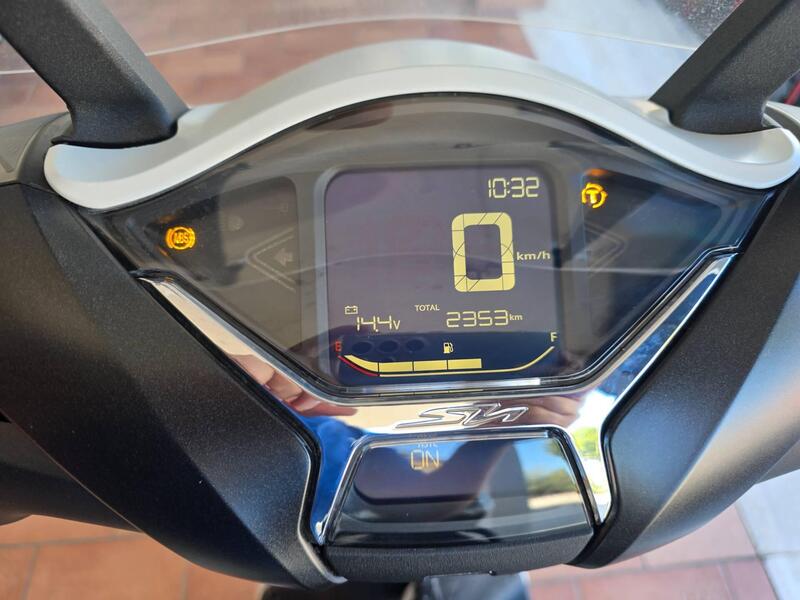 Honda SH 150i Sport (2024 - 25) (10)