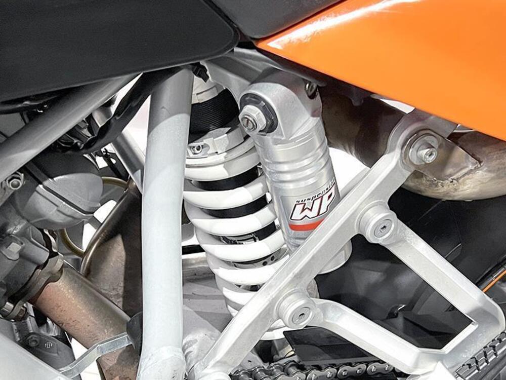 KTM 950 Supermoto (2006 - 08) (4)