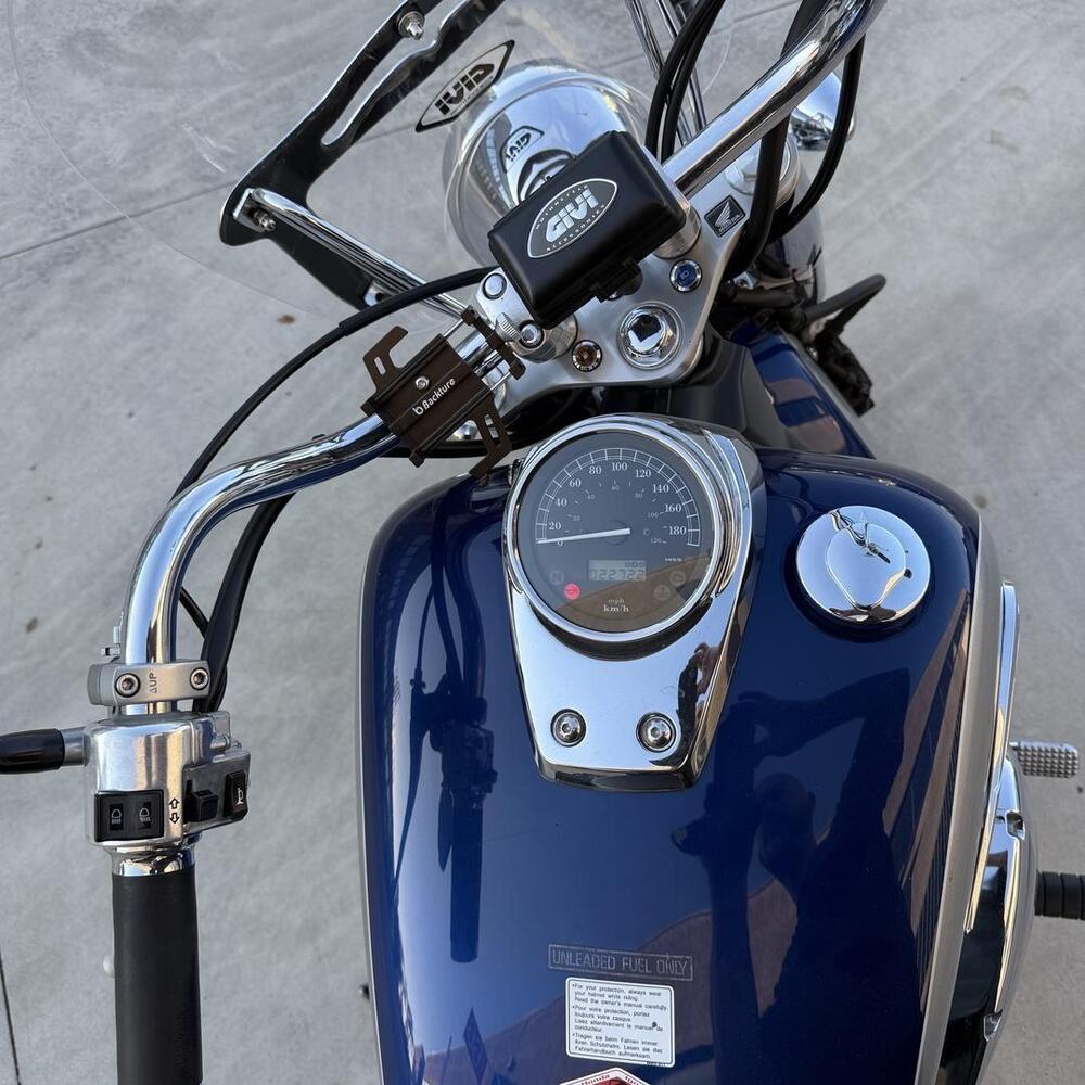 Honda VT 750 C Shadow Classic (5)