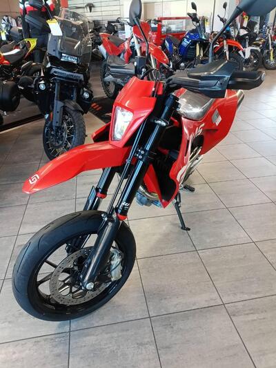 GASGAS SM 700 (2022 - 25) nuova