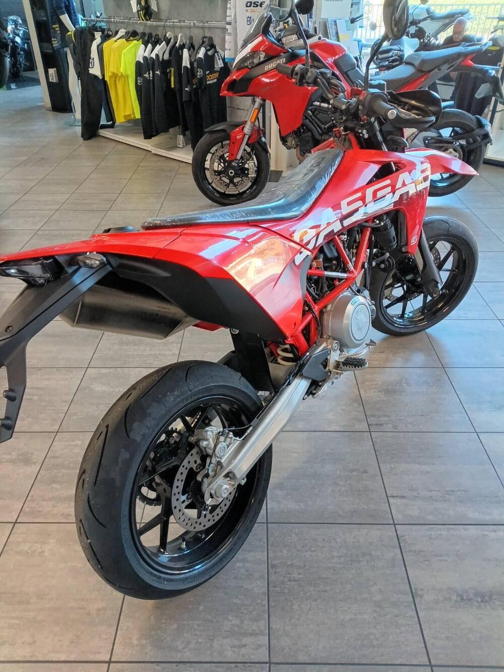 GASGAS SM 700 (2022 - 26) (5)