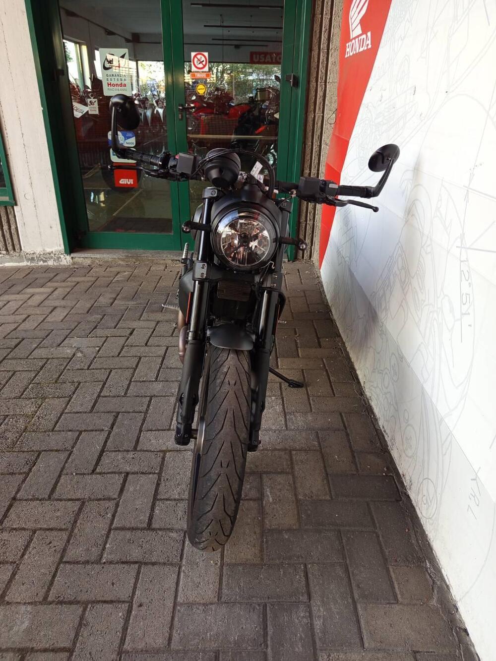 Ducati Scrambler 800 Night Shift (2021 - 22) (2)