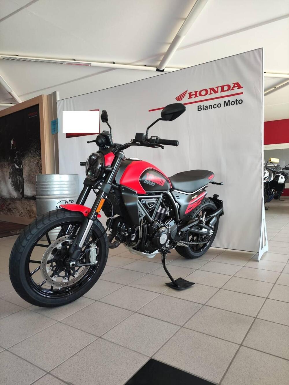 Ducati Scrambler 800 Full Throttle (2023 - 24) (2)